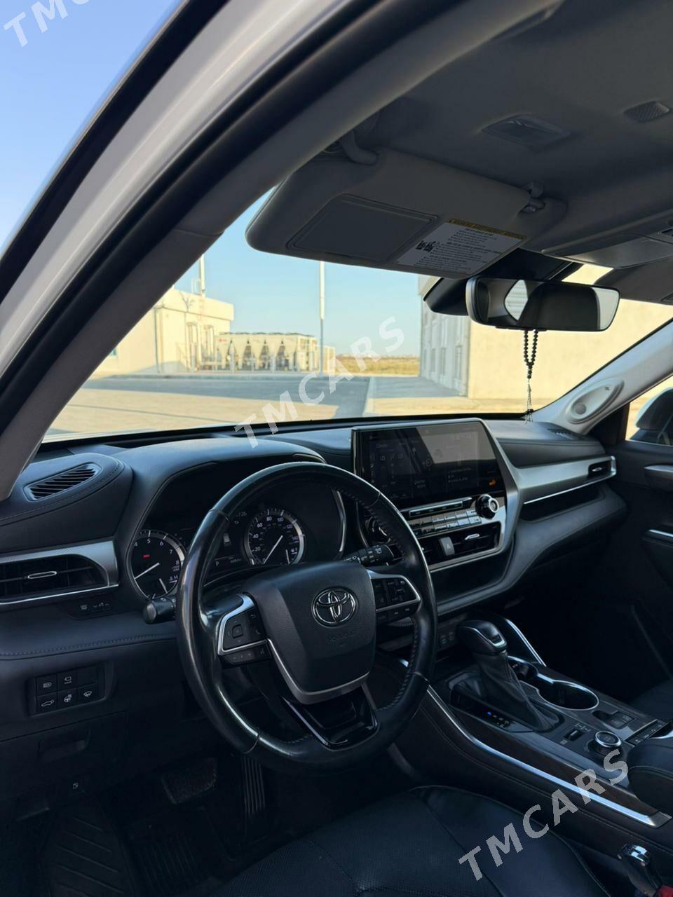 Toyota Highlander 2022 - 780 000 TMT - Türkmenabat - img 2