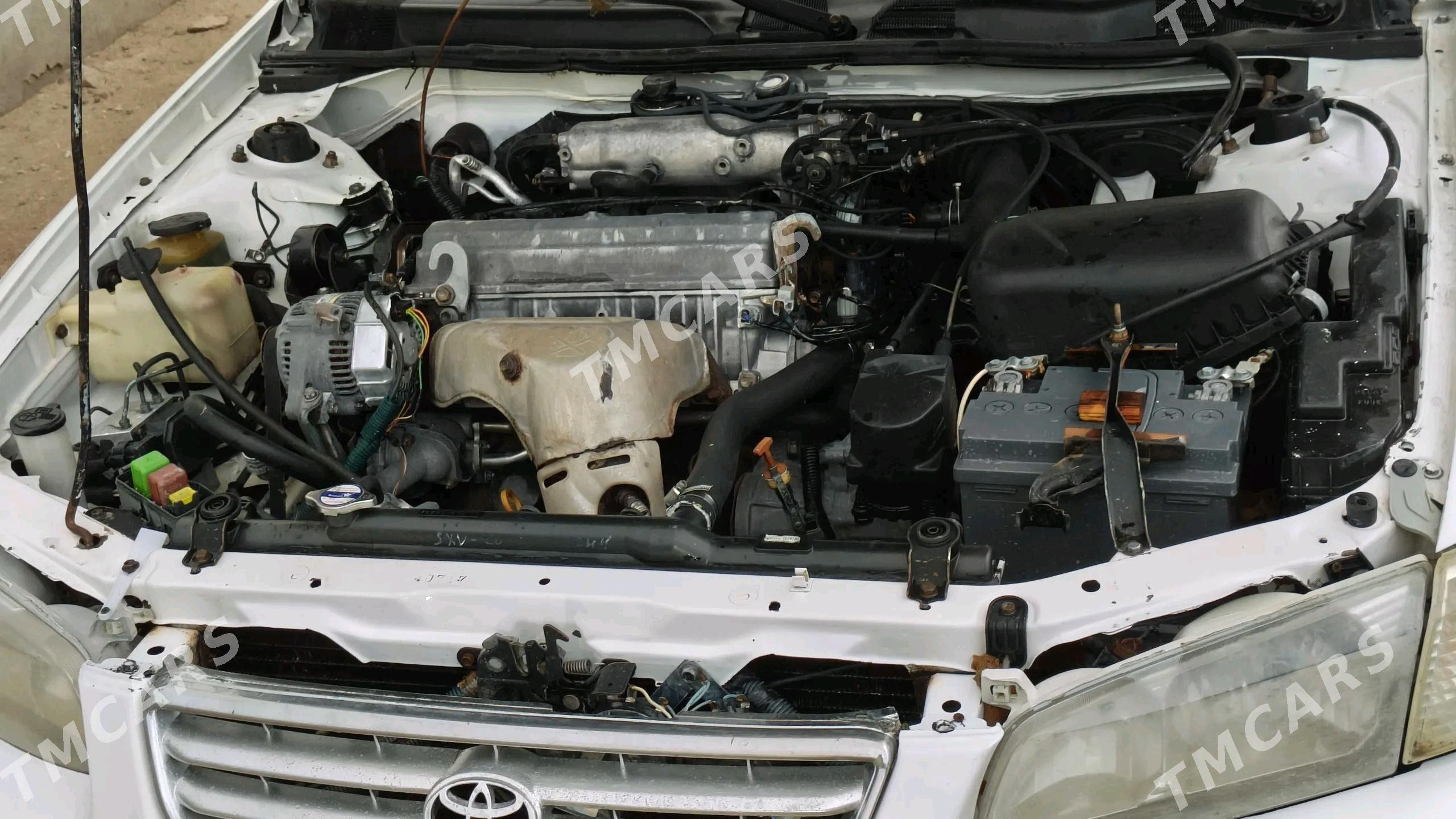 Toyota Camry 1998 - 125 000 TMT - етр. Туркменбаши - img 3
