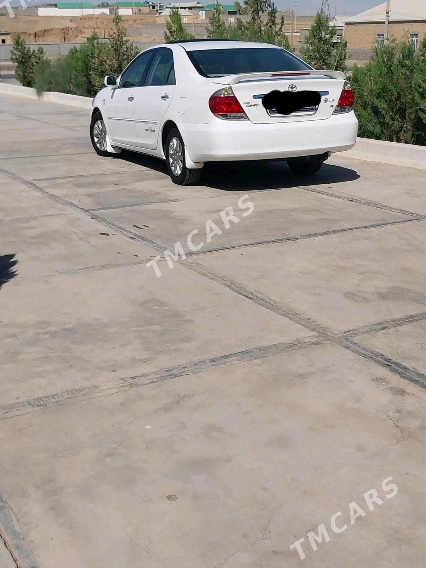 Toyota Camry 2005 - 230 000 TMT - Кака - img 2