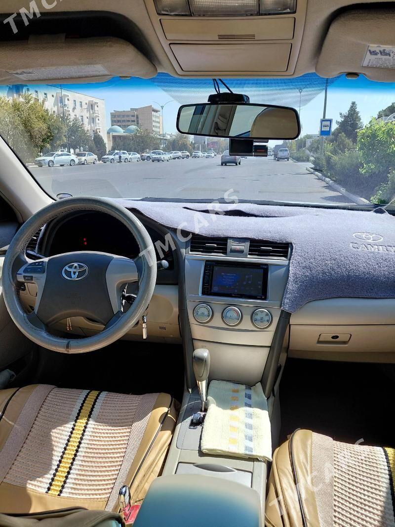 Toyota Camry 2011 - 190 000 TMT - 2 mkr - img 3