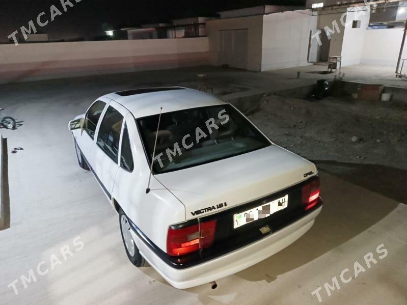 Opel Vectra 1994 - 52 000 TMT - Бахарден - img 4