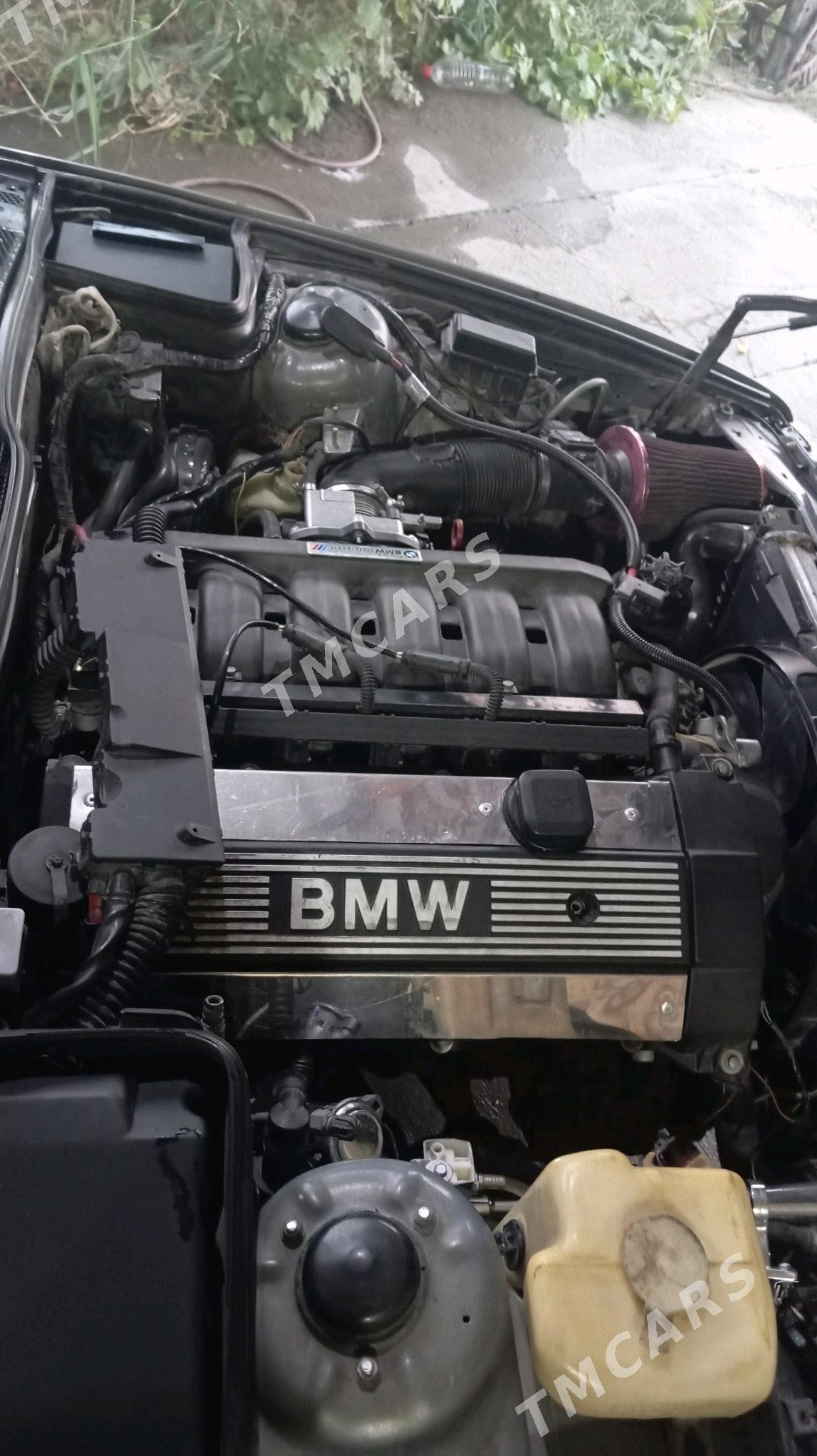 BMW 528 1994 - 85 000 TMT - Мары - img 4