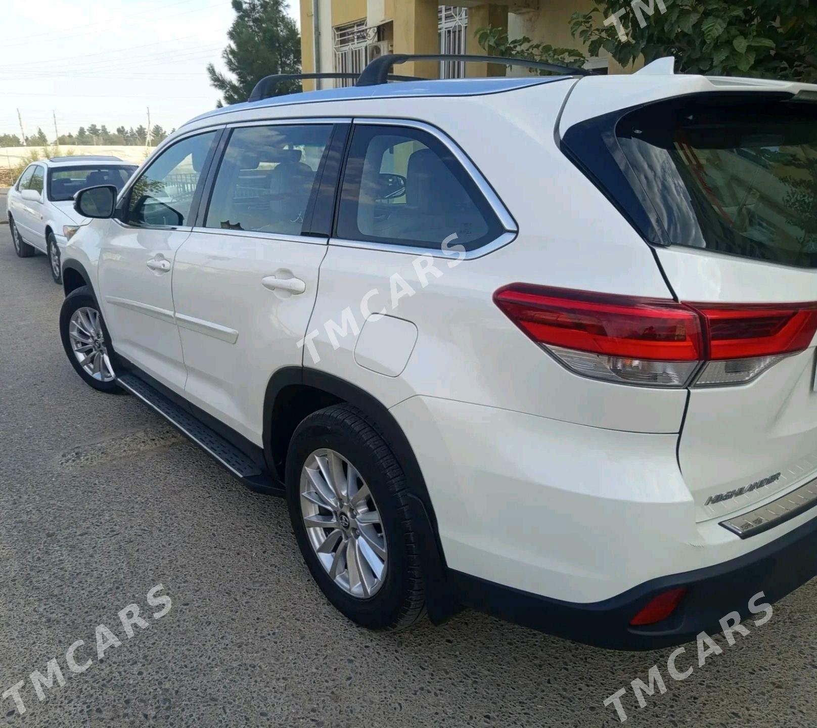 Toyota Highlander 2019 - 500 000 TMT - Mary - img 8