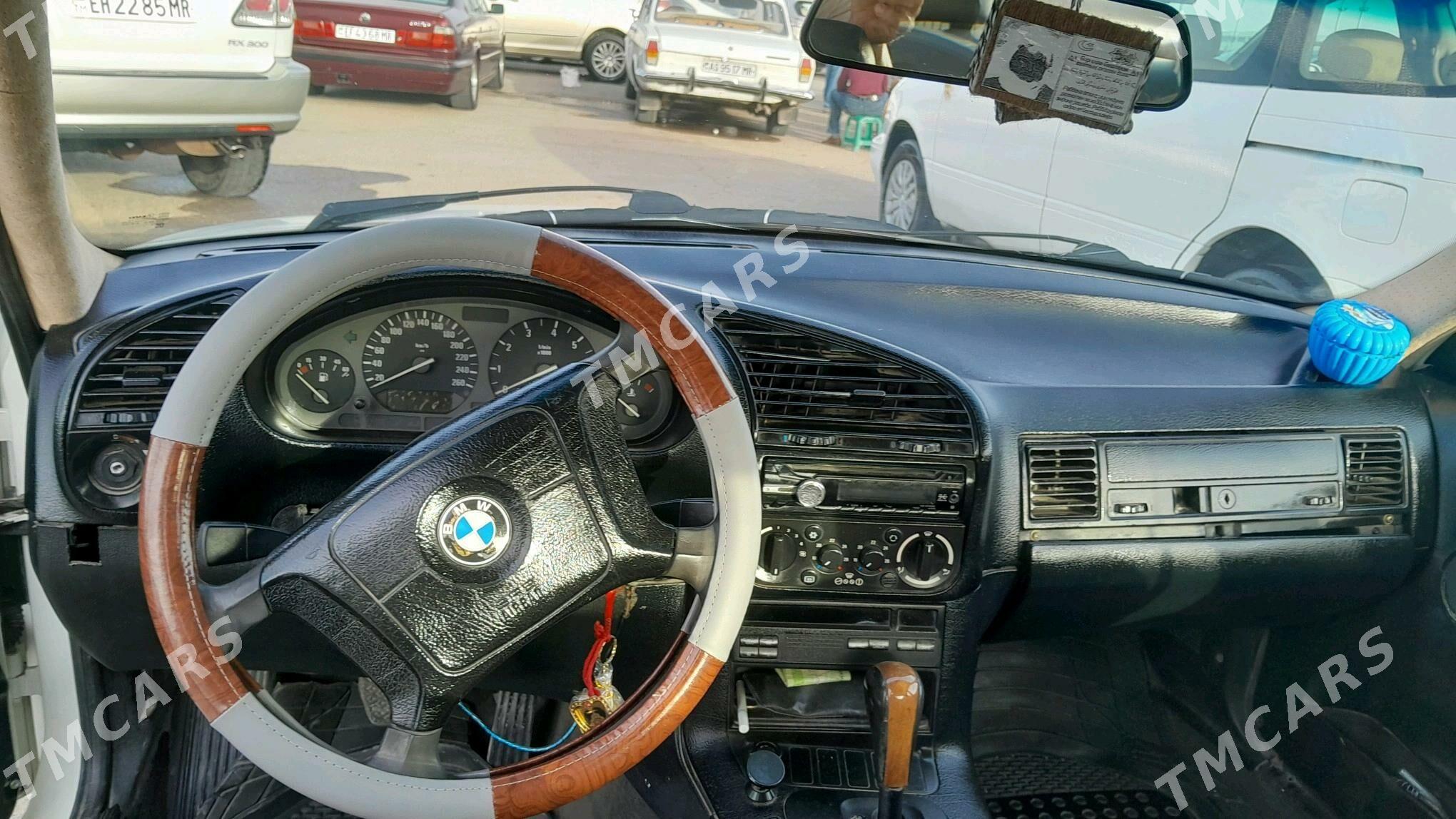 BMW 320 1992 - 45 000 TMT - Мургап - img 5
