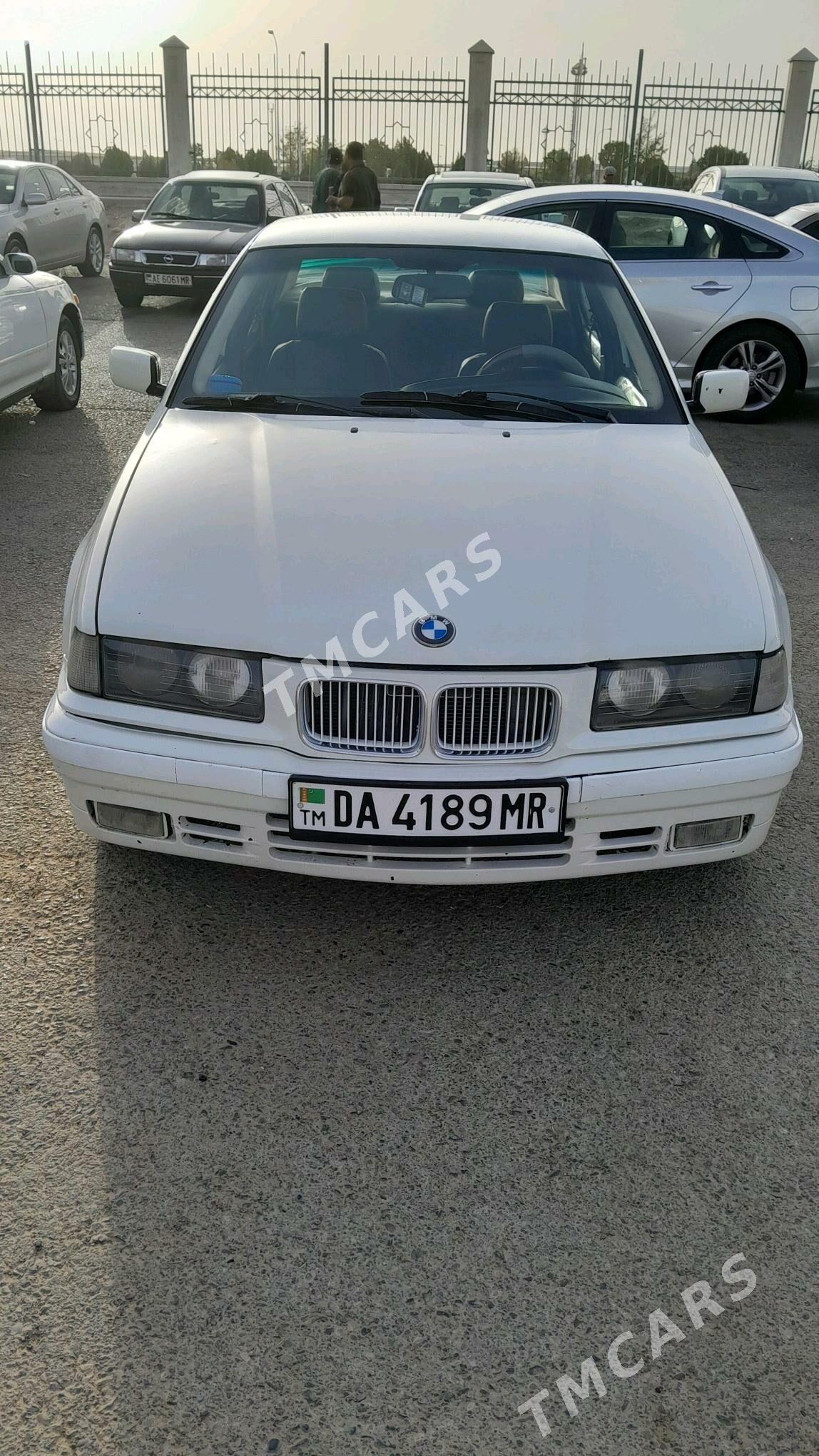 BMW 320 1992 - 45 000 TMT - Мургап - img 2