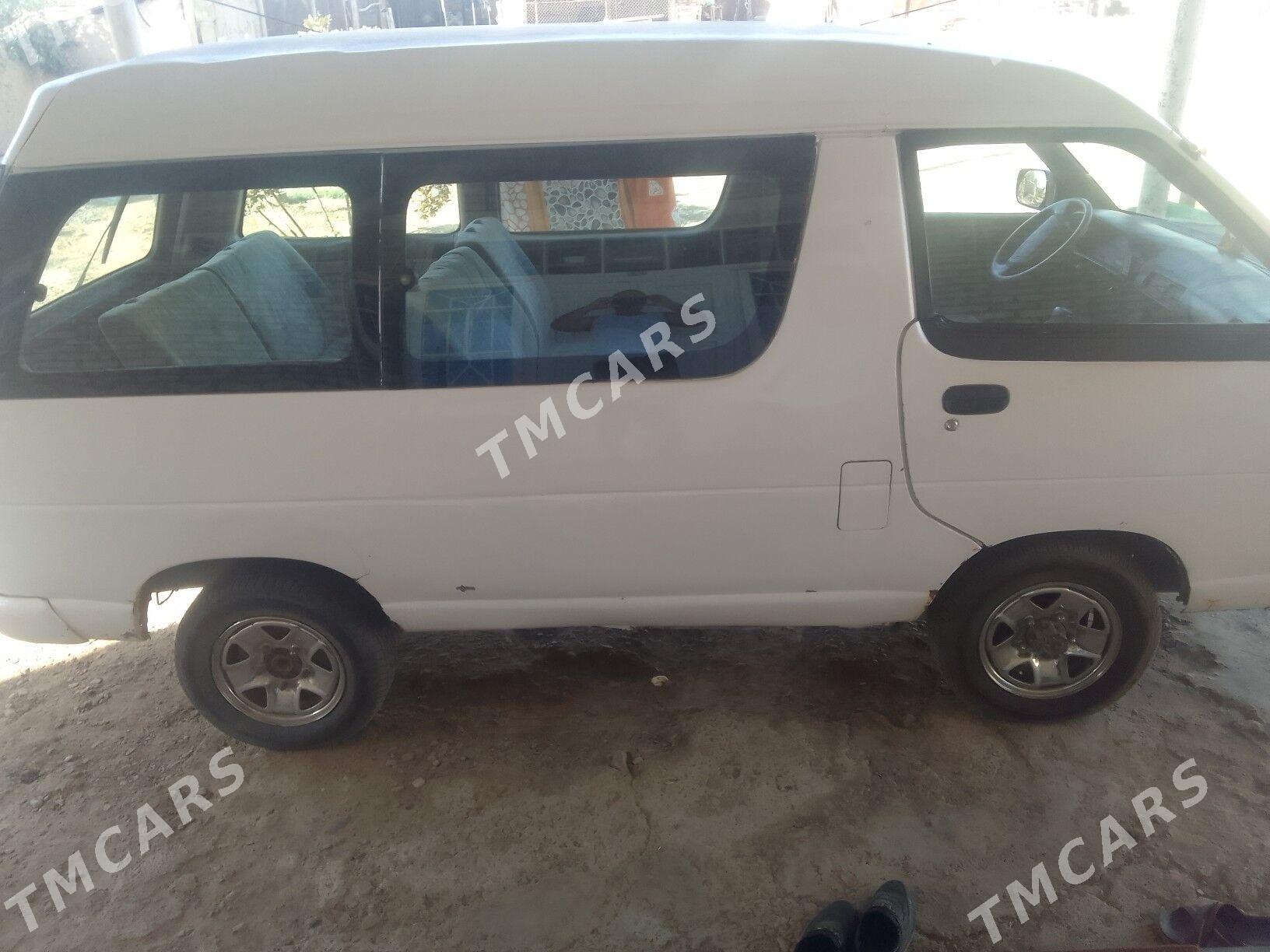 Toyota Town Ace 1989 - 22 000 TMT - Сакарчага - img 4