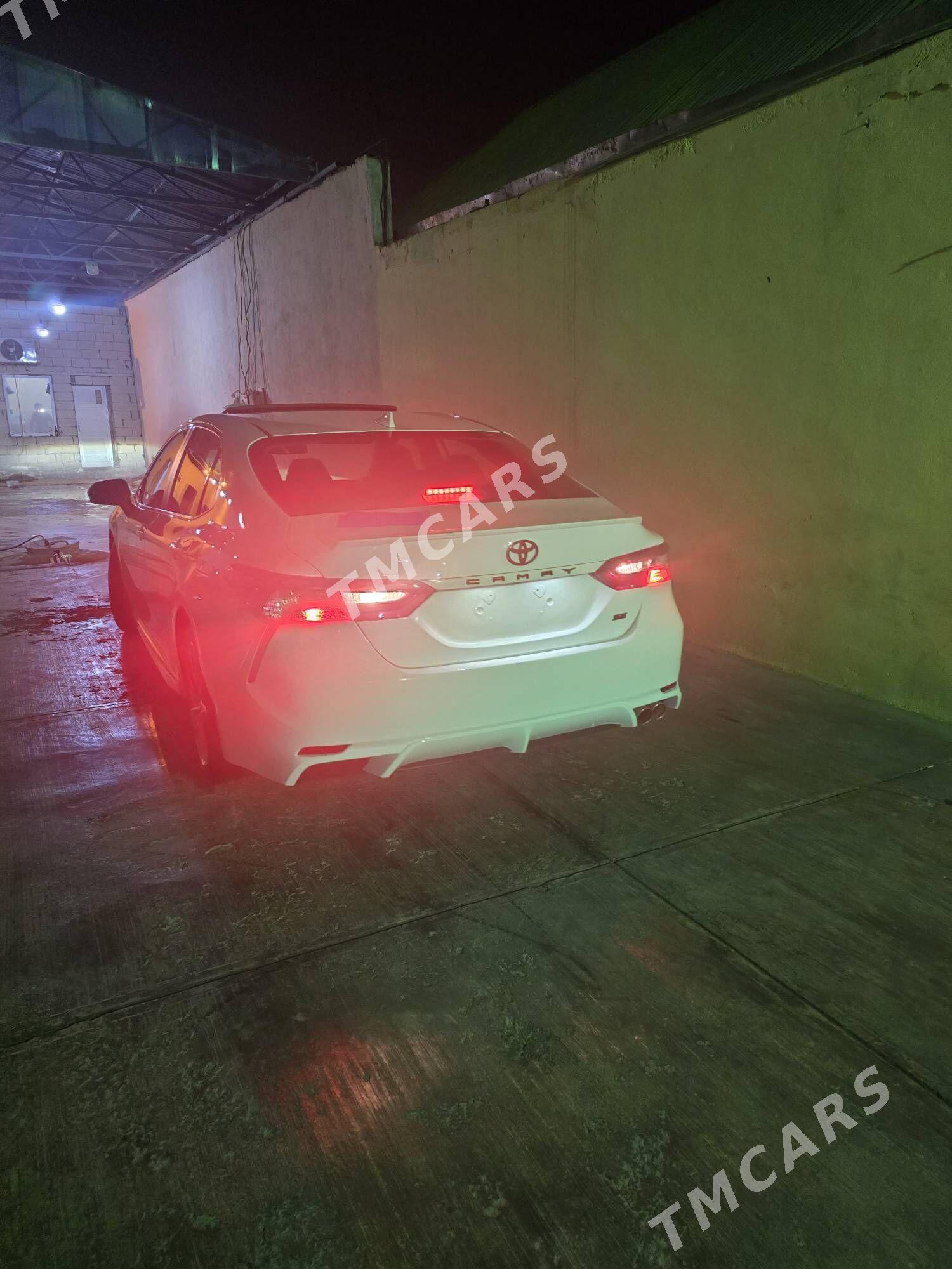 Toyota Camry 2021 - 370 000 TMT - Гуртли - img 5