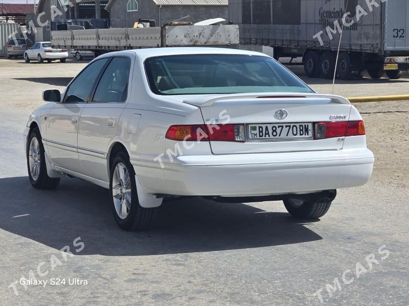 Toyota Camry 1999 - 127 000 TMT - Гумдаг - img 2