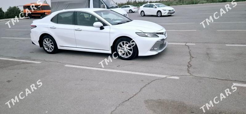 Toyota Camry 2018 - 255 000 TMT - Ашхабад - img 3