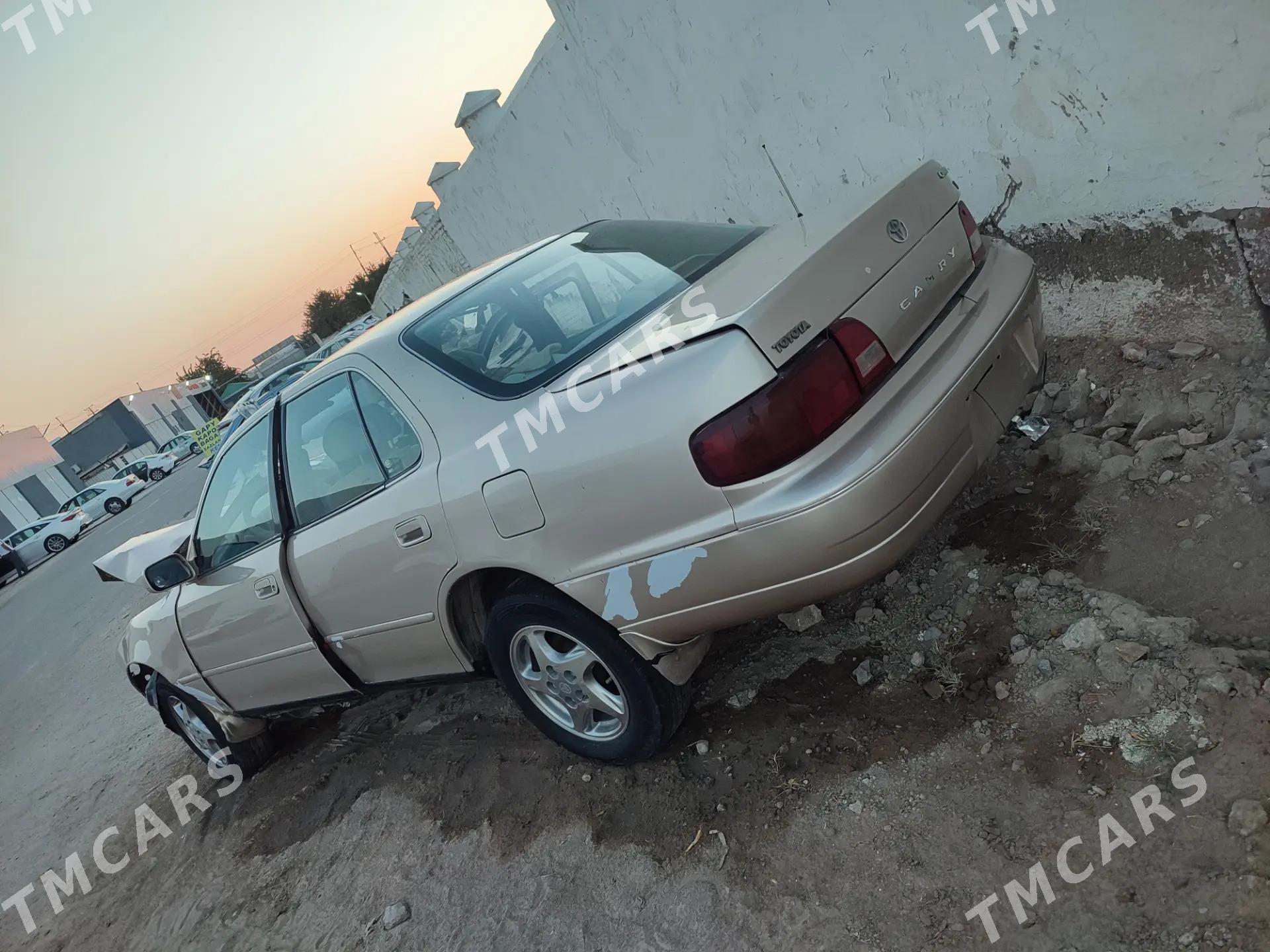 Toyota Camry 1996 - 40 000 TMT - Мары - img 2