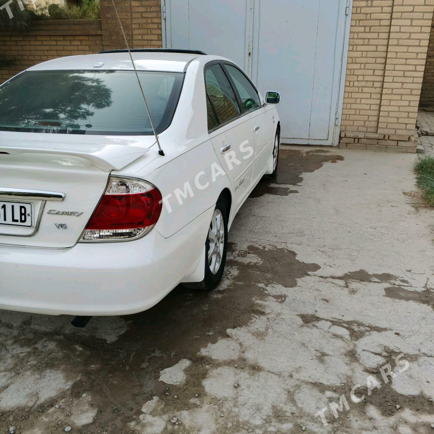 Toyota Camry 2002 - 177 000 TMT - Халач - img 1