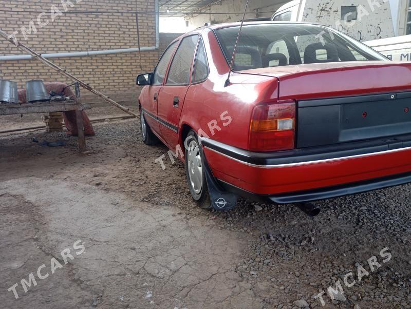 Opel Vectra 1991 - 32 000 TMT - Мары - img 1