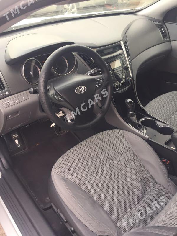 Hyundai Sonata 2011 - 156 000 TMT - Ашхабад - img 4