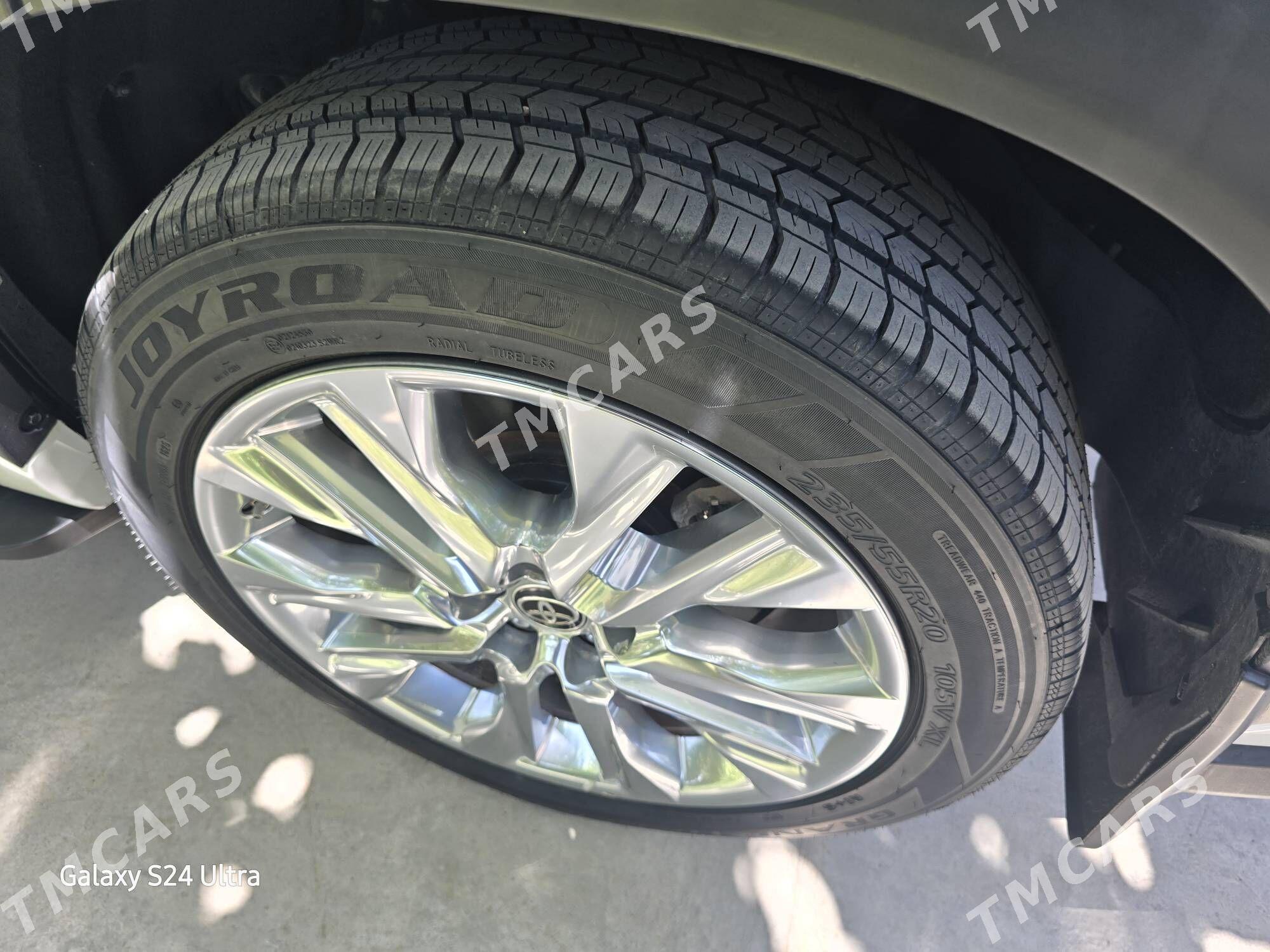 Toyota Highlander 2020 - 520 000 TMT - Мары - img 4