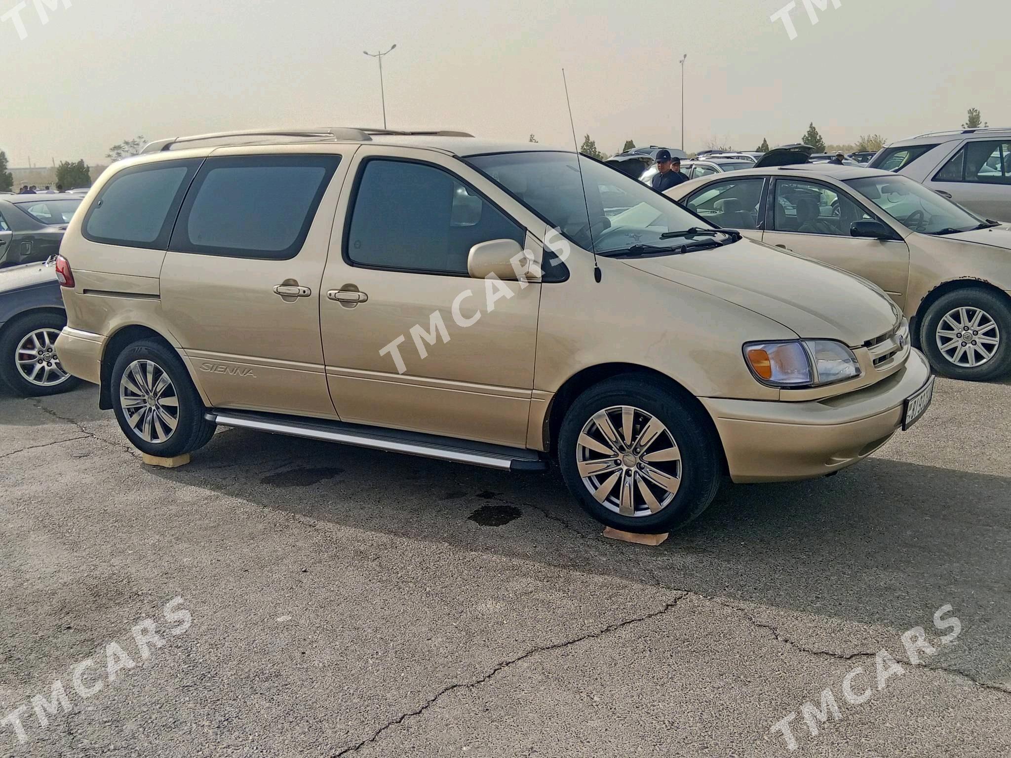 Toyota Sienna 2000 - 158 000 TMT - Чарджоу - img 4