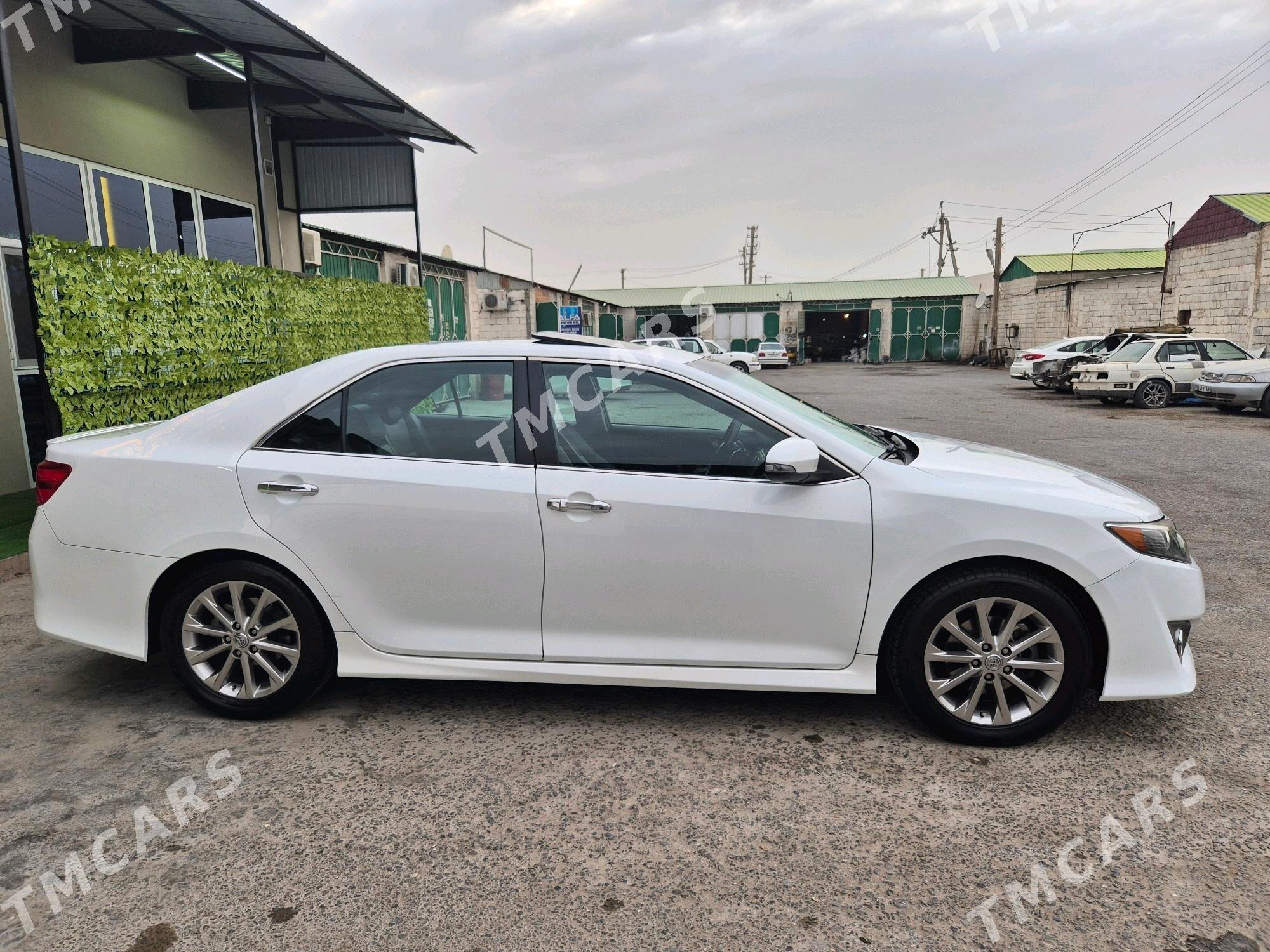Toyota Camry 2012 - 210 000 TMT - Büzmeýin - img 5