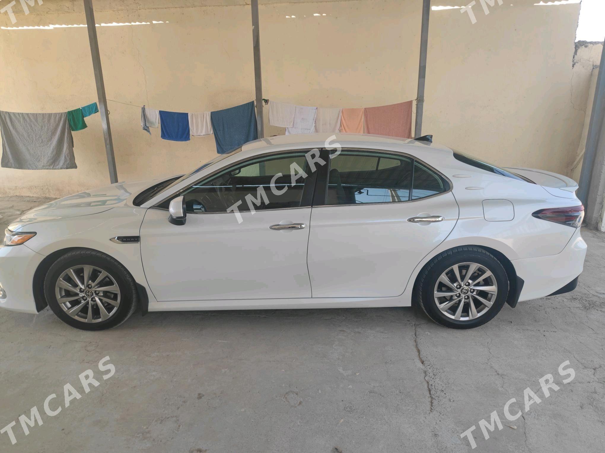 Toyota Camry 2021 - 285 000 TMT - Çoganly - img 3