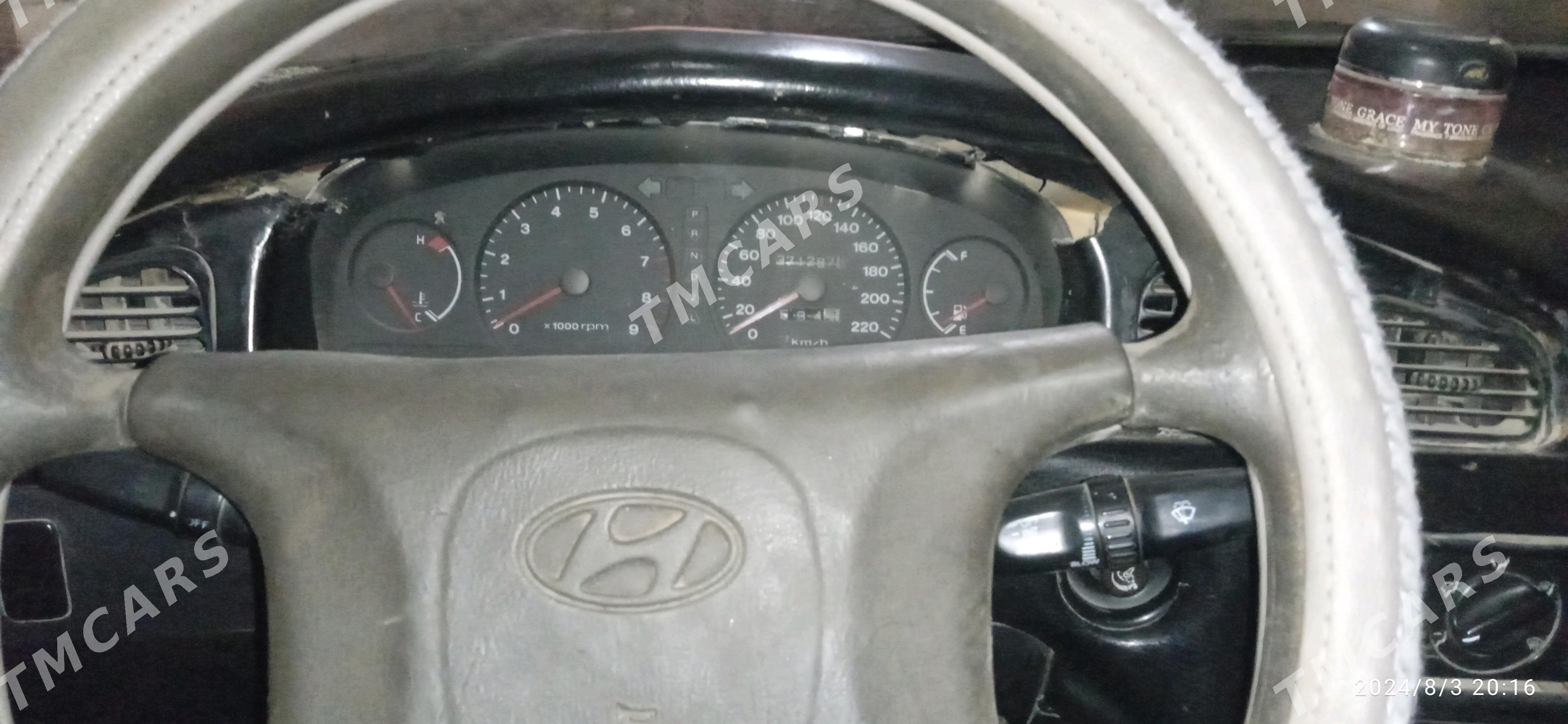 Hyundai Sonata 1997 - 25 000 TMT - Гарабекевюл - img 1