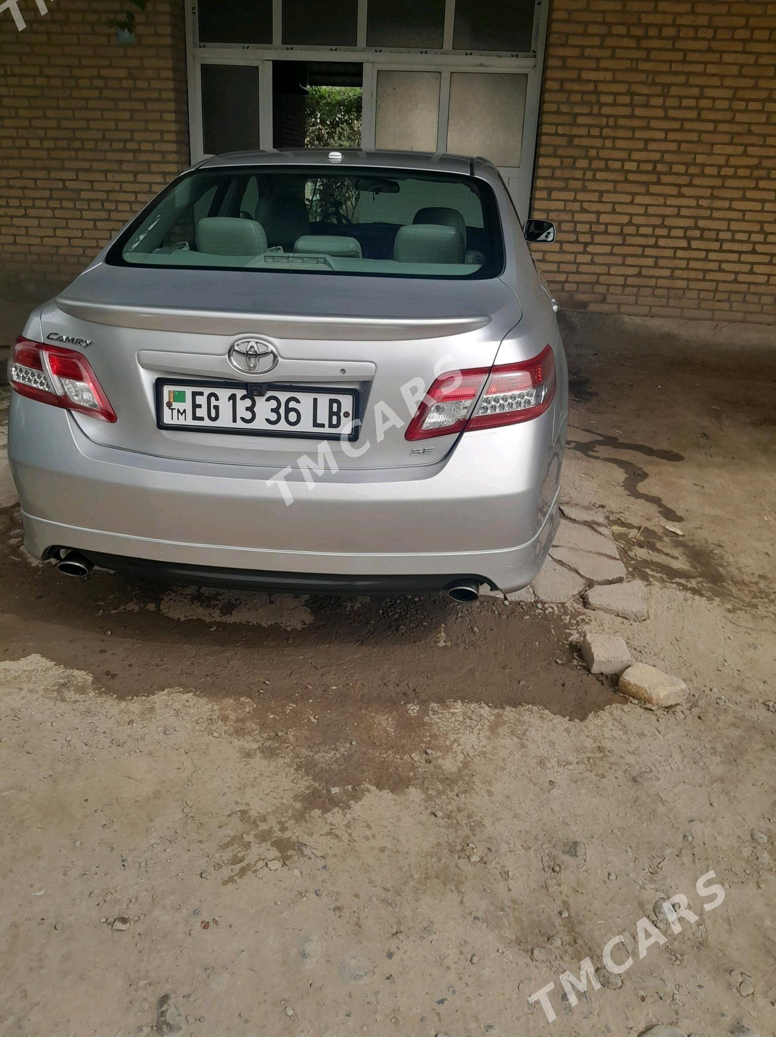 Toyota Camry 2010 - 220 000 TMT - Туркменабат - img 4