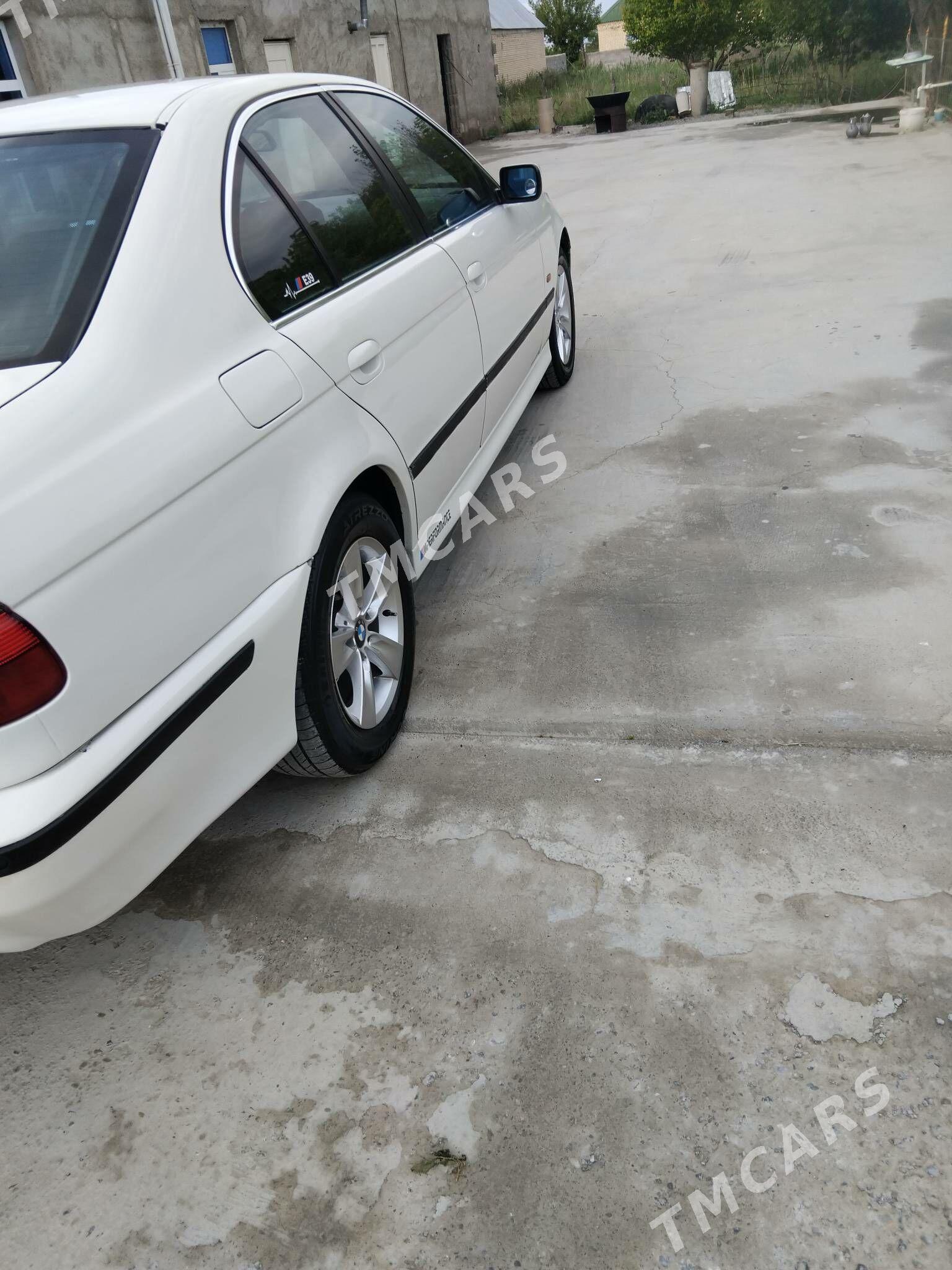 BMW E39 1998 - 95 000 TMT - Бахарден - img 2
