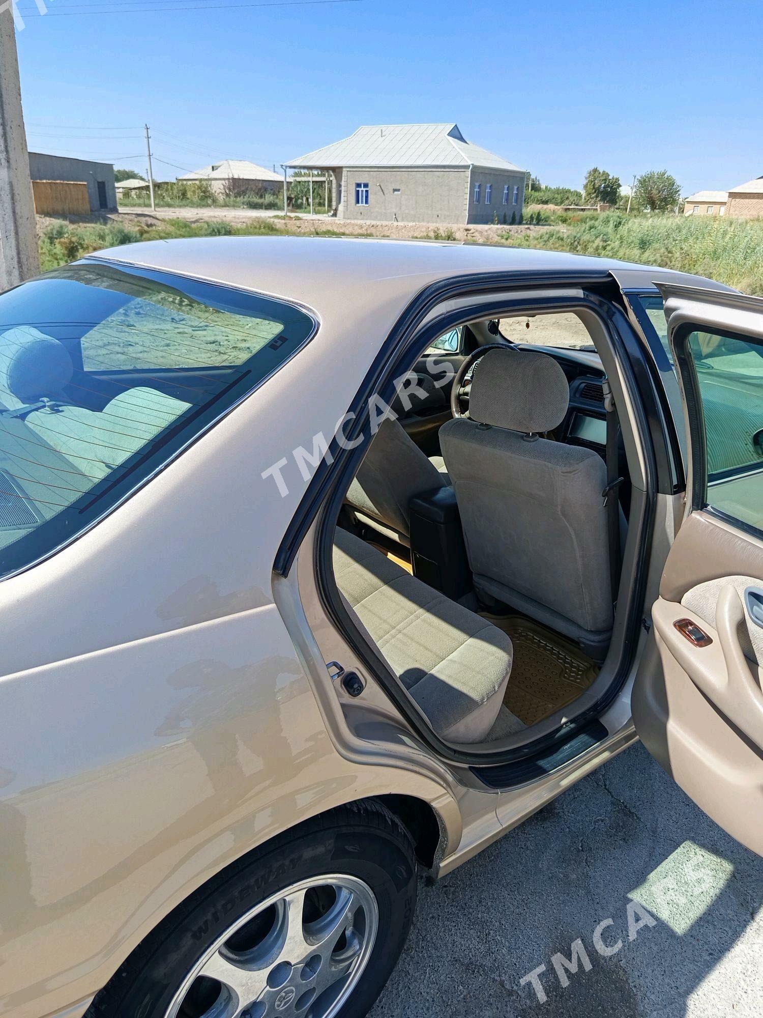 Toyota Camry 1999 - 134 000 TMT - Мургап - img 3