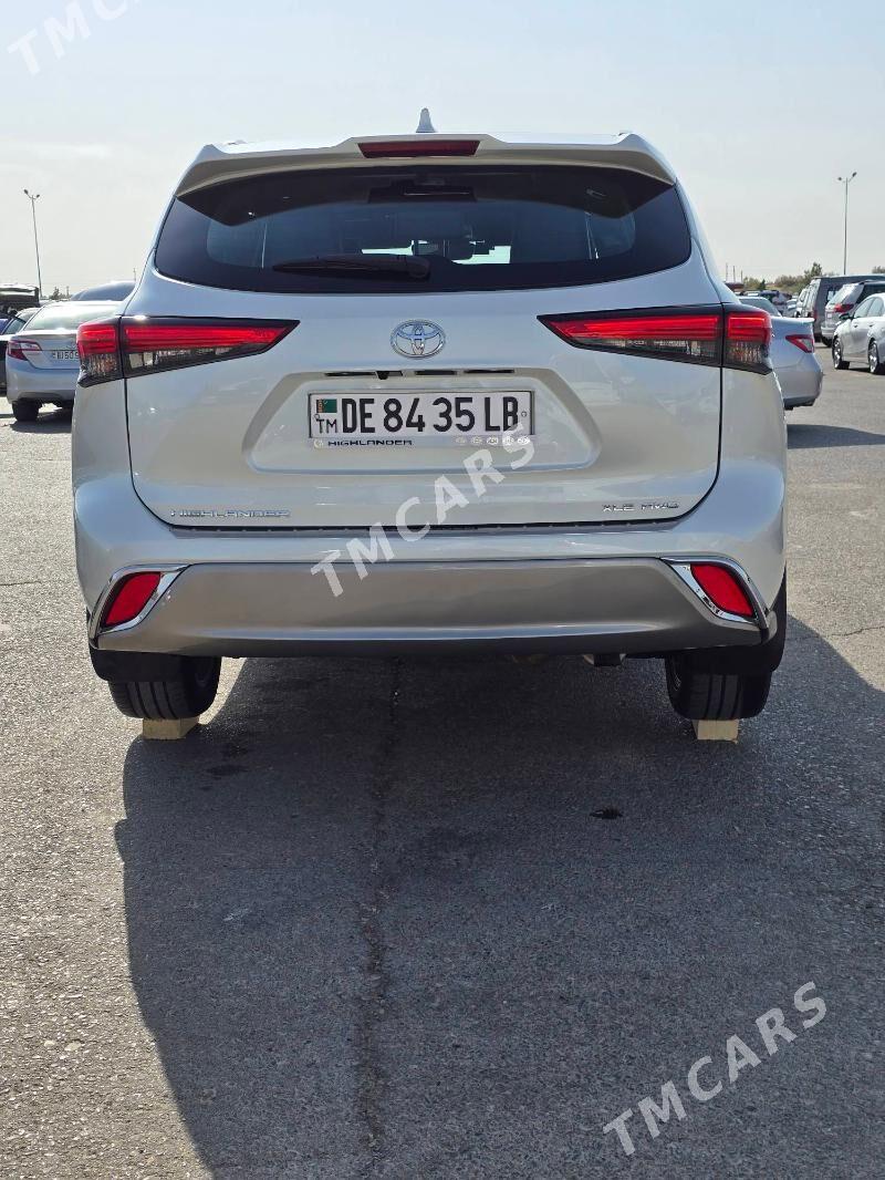 Toyota Highlander 2022 - 570 000 TMT - Türkmenabat - img 4