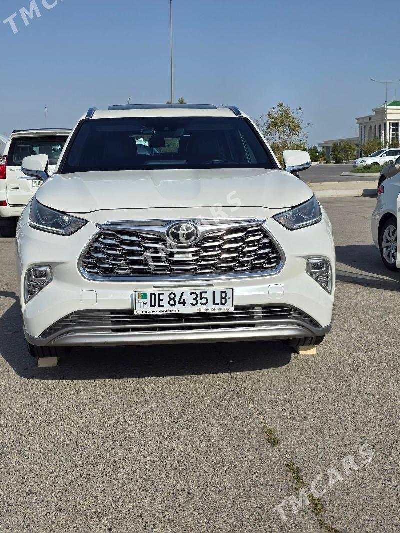 Toyota Highlander 2022 - 570 000 TMT - Türkmenabat - img 2