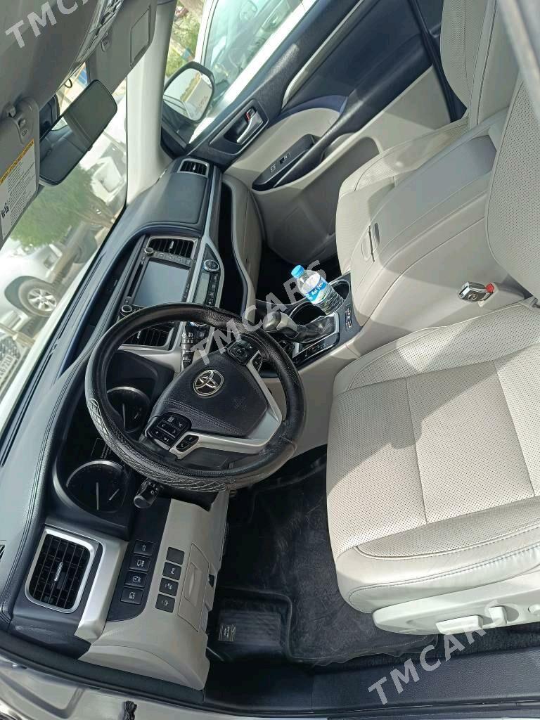 Toyota Highlander 2018 - 500 000 TMT - Туркменабат - img 5