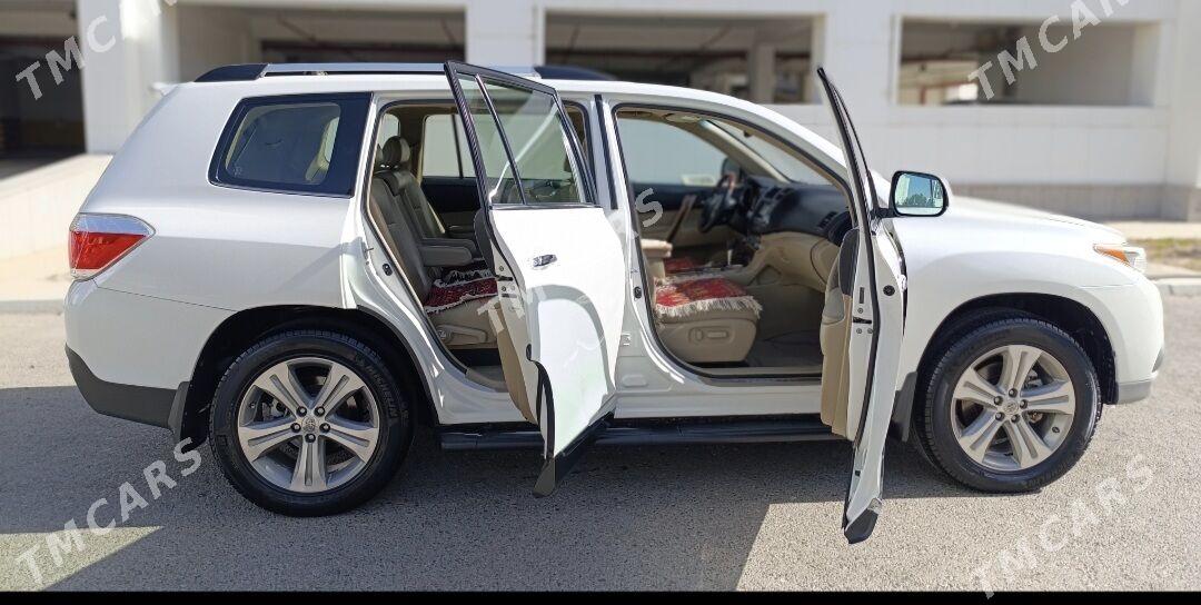Toyota Highlander 2012 - 440 000 TMT - Ашхабад - img 4