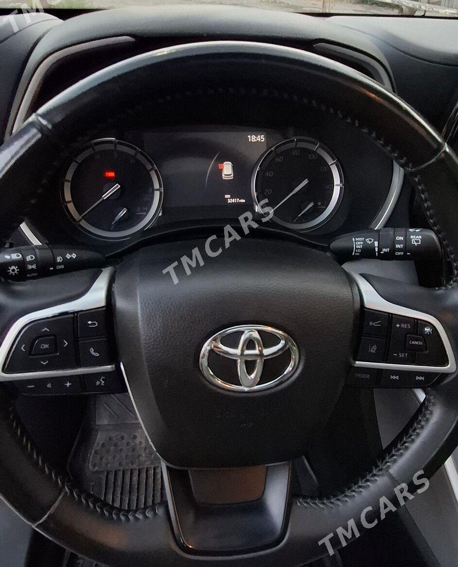 Toyota Highlander 2022 - 540 000 TMT - Türkmenabat - img 3