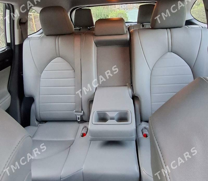Toyota Highlander 2022 - 540 000 TMT - Türkmenabat - img 9