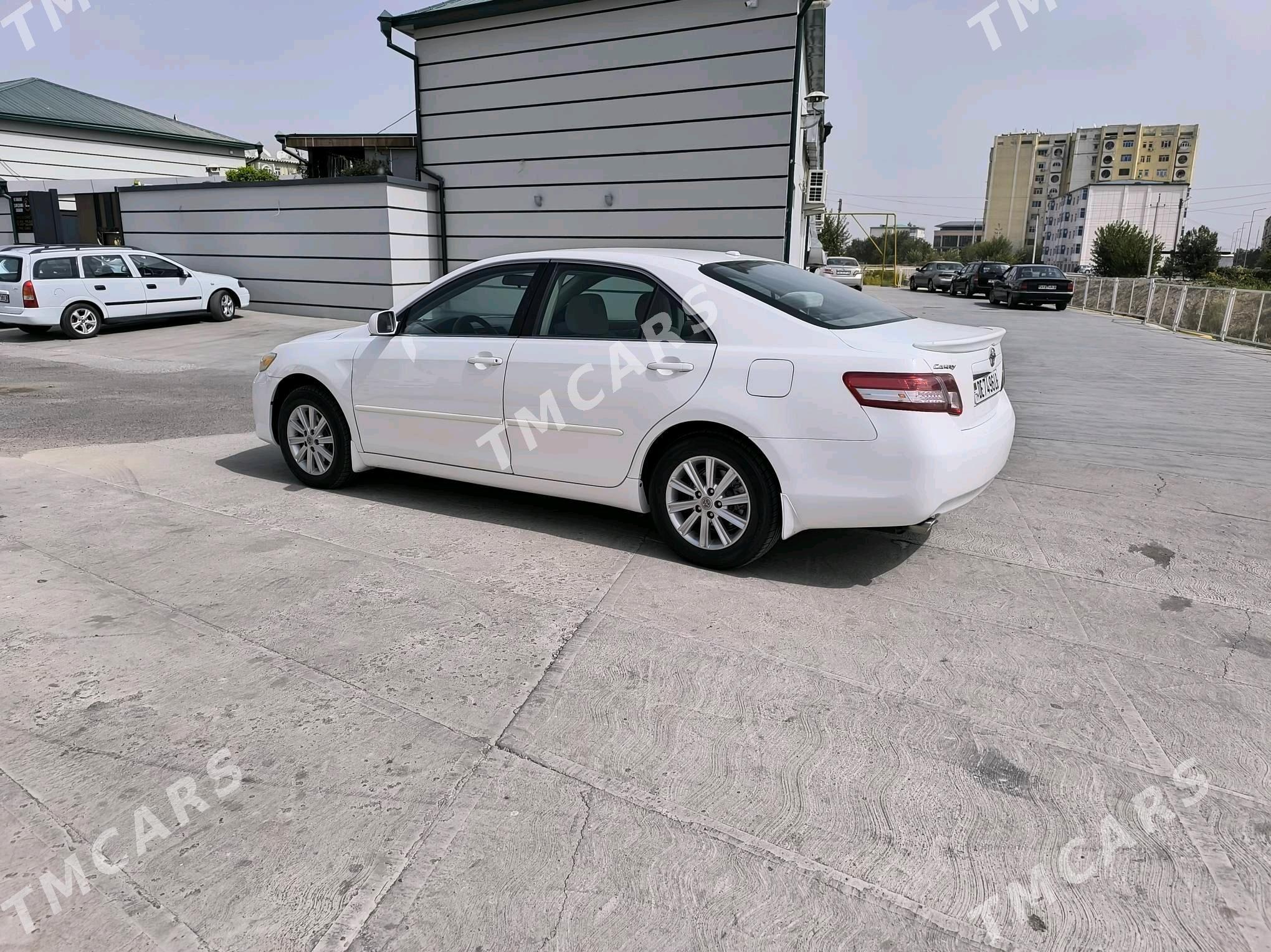 Toyota Camry 2011 - 220 000 TMT - Дянев - img 3