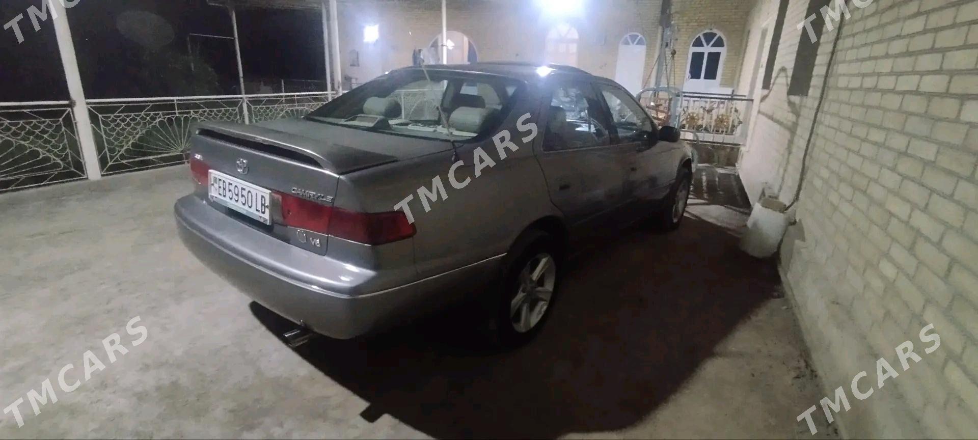 Toyota Camry 2000 - 120 000 TMT - Саят - img 9