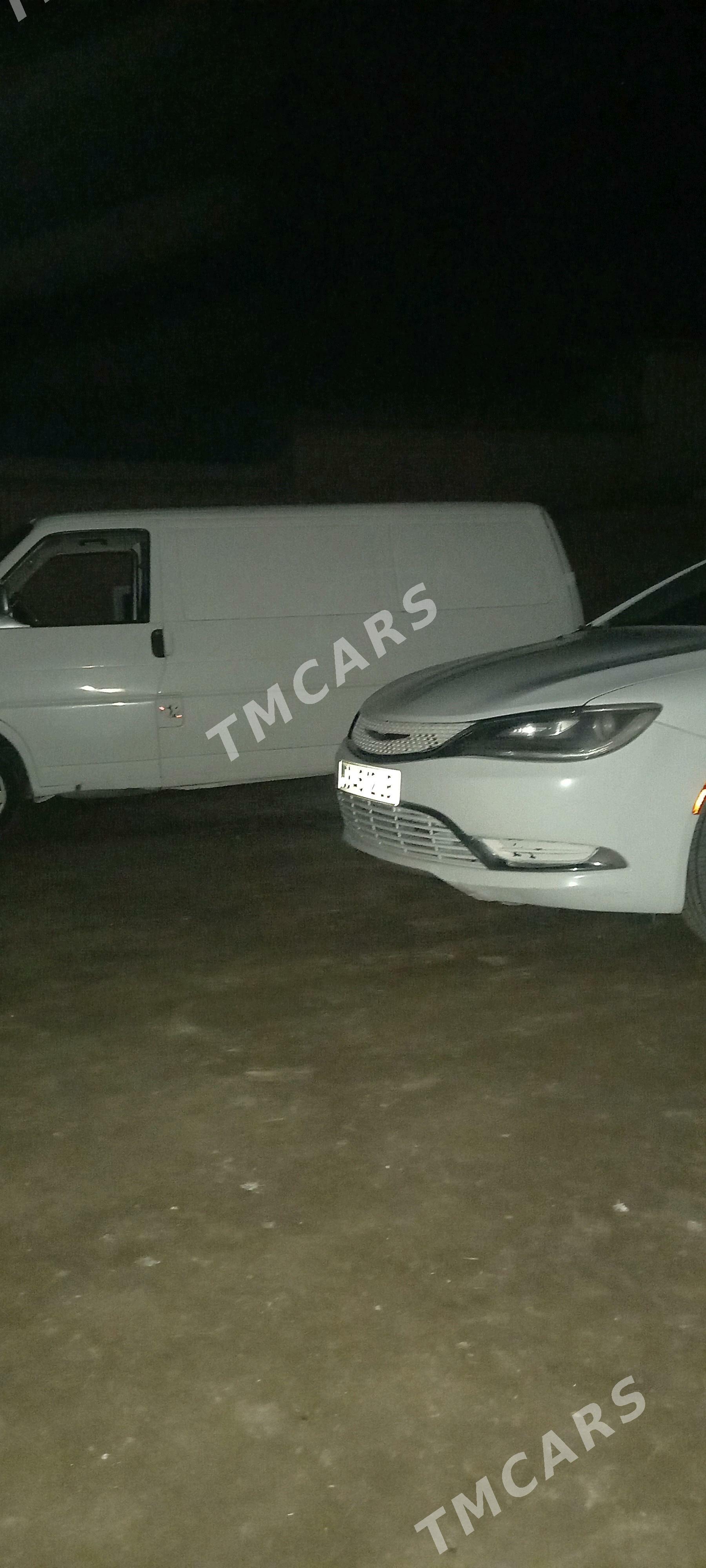 Chrysler 200 2015 - 165 000 TMT - Туркменабат - img 4