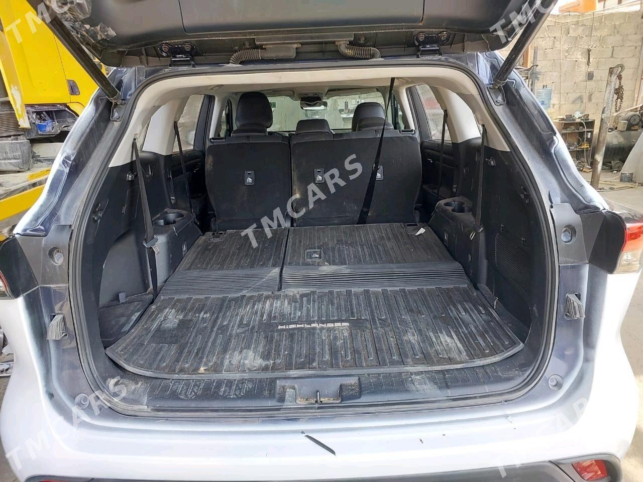 Toyota Highlander 2021 - 460 000 TMT - Мары - img 9