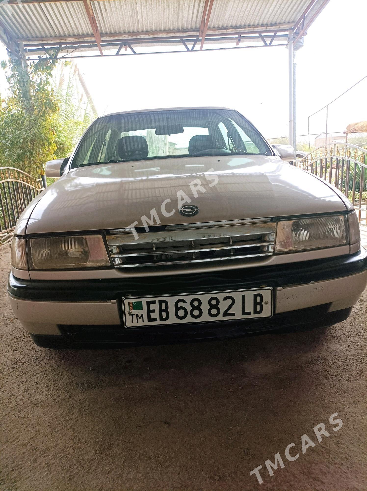 Opel Vectra 1990 - 40 000 TMT - Сакар - img 2