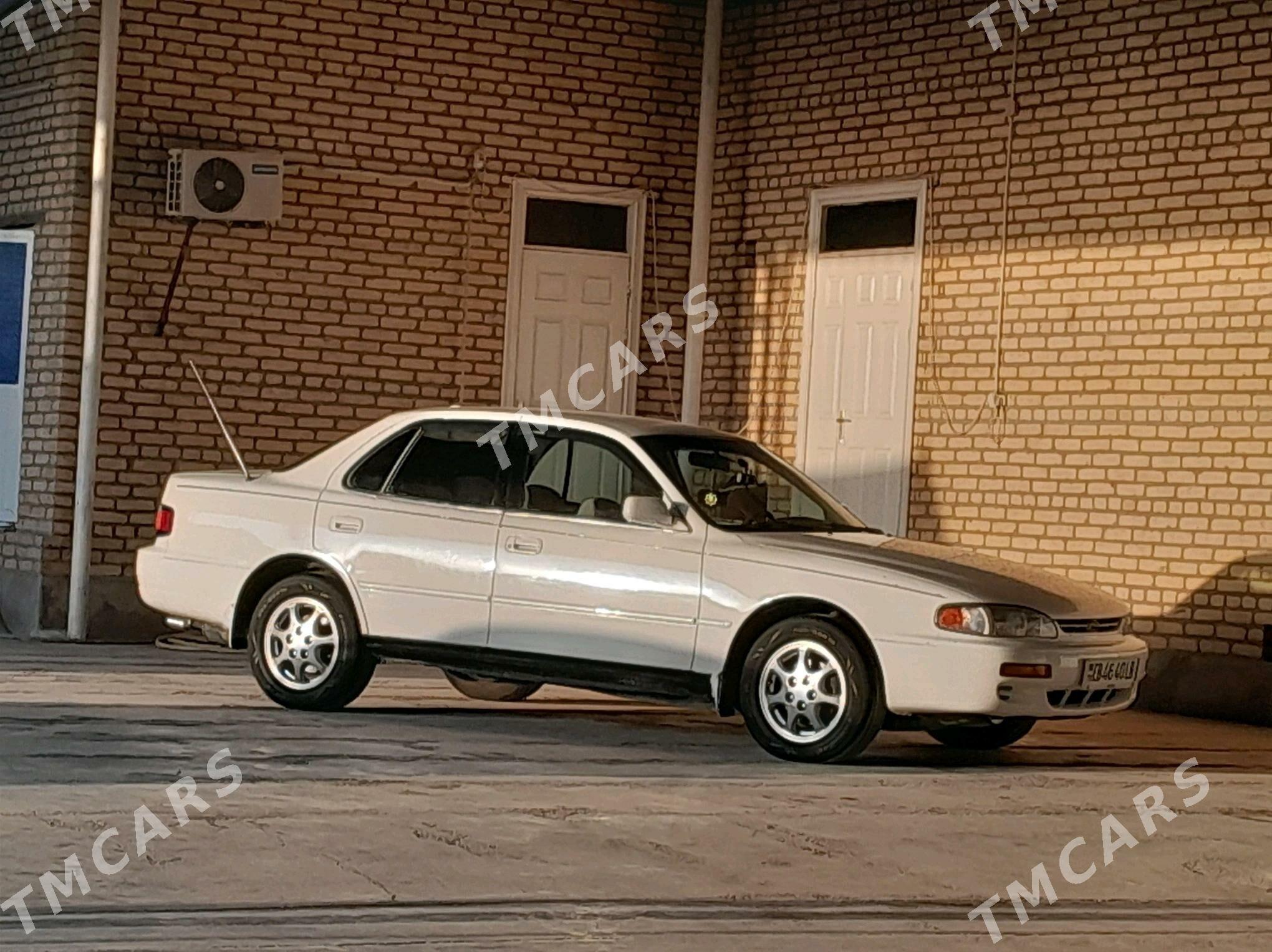 Toyota Camry 1994 - 95 000 TMT - Саят - img 5