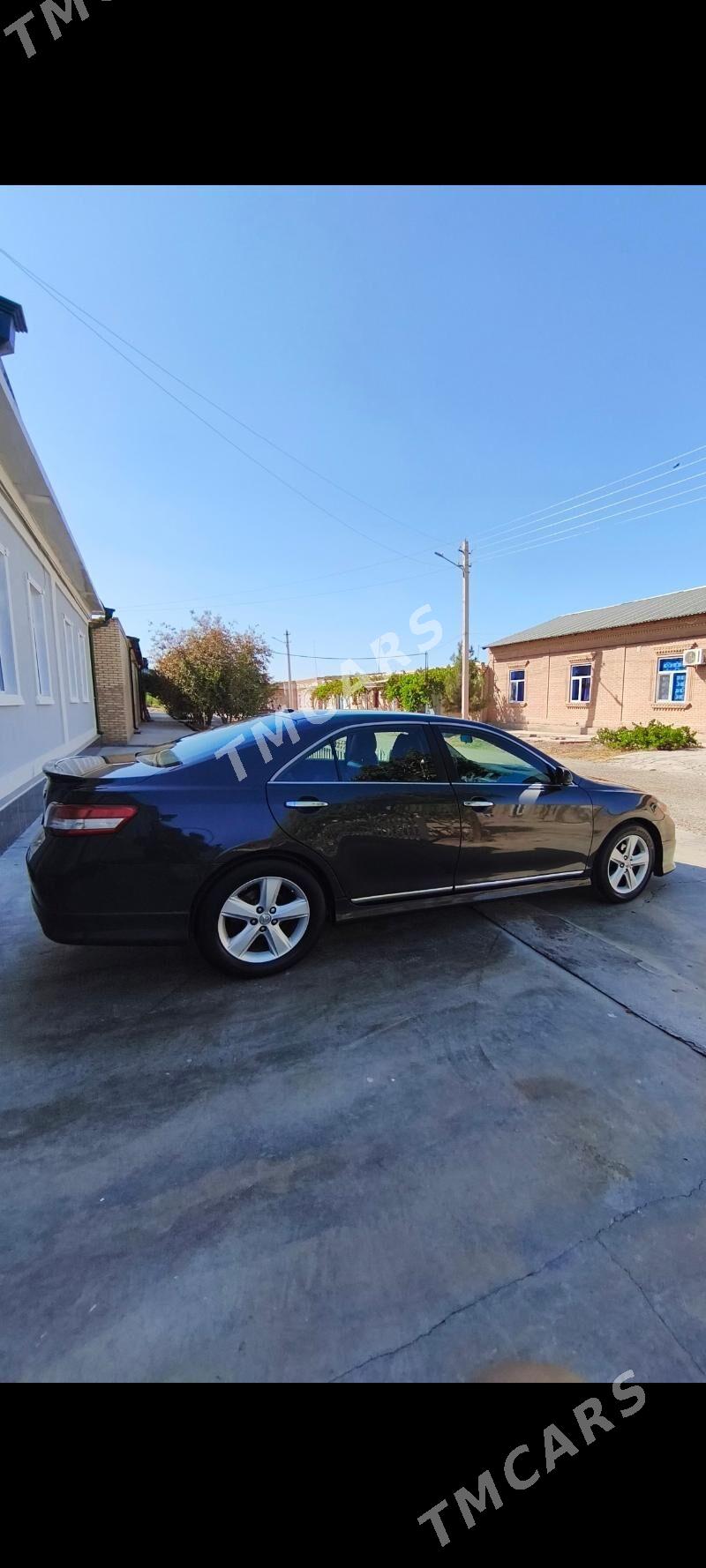 Toyota Camry 2010 - 190 000 TMT - Türkmenabat - img 3