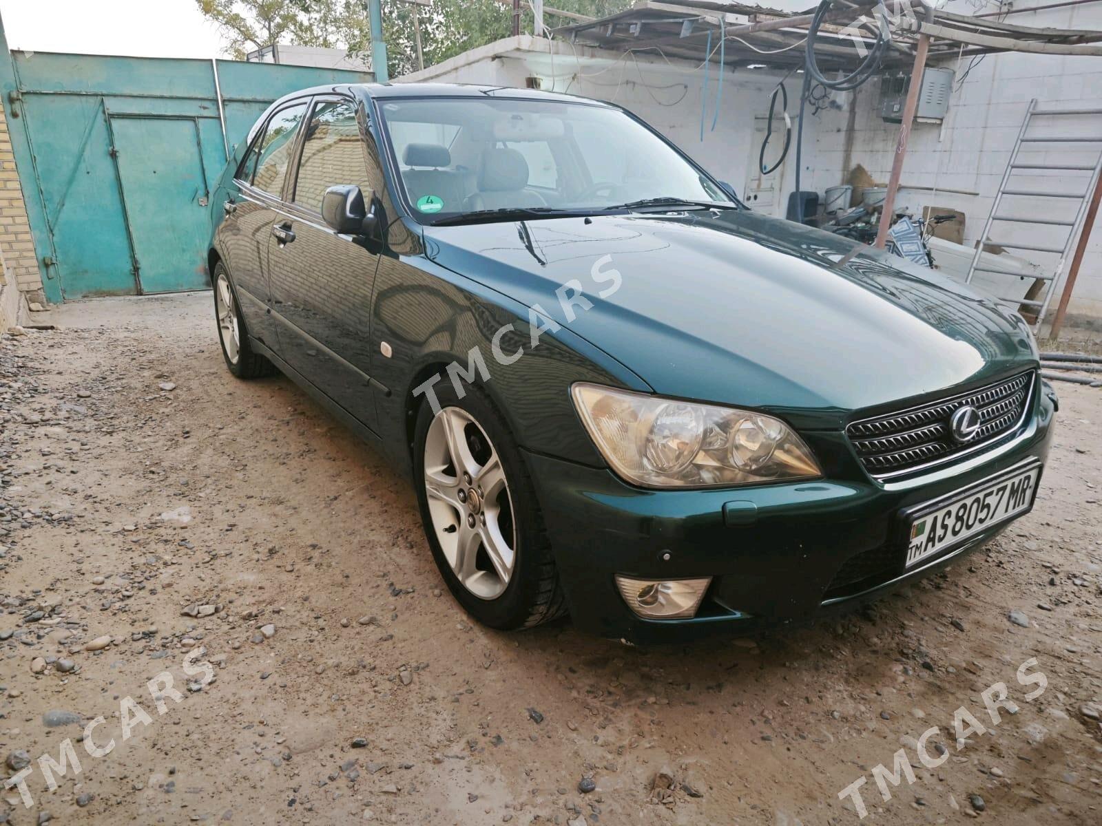 Lexus IS 2002 - 220 000 TMT - Мары - img 4