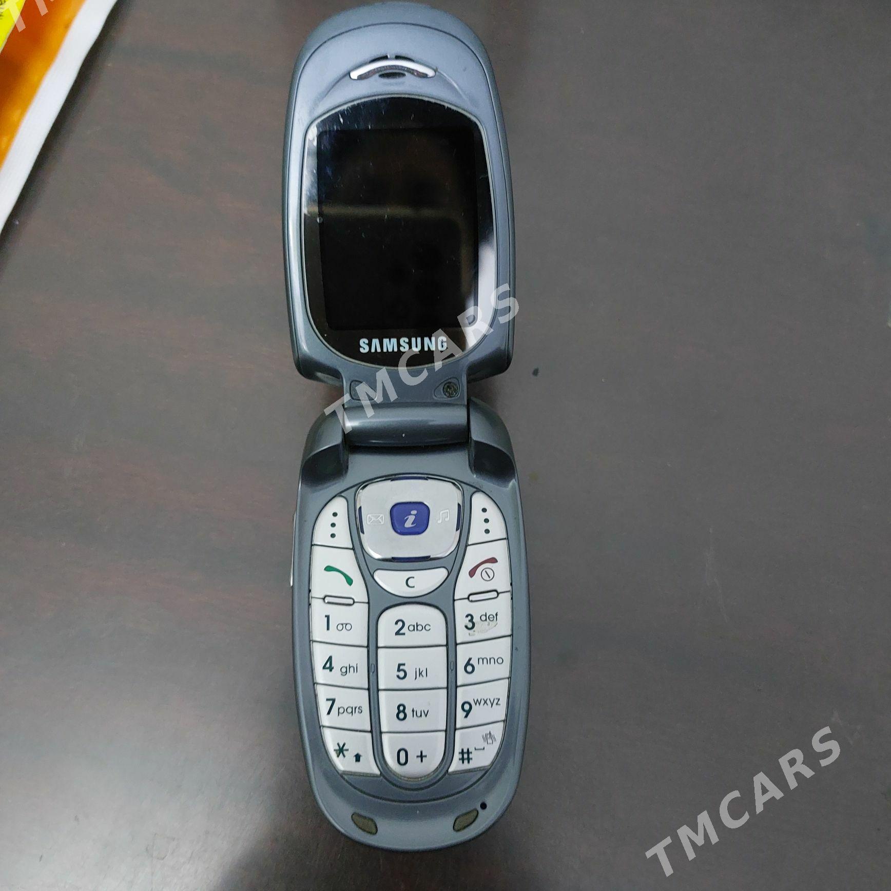 telefon телефон - 3 mkr - img 2