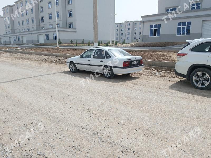 Opel Vectra 1994 - 50 000 TMT - Мары - img 4