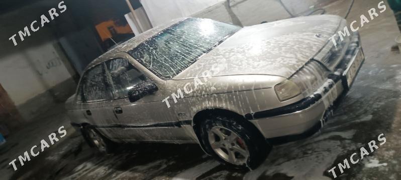Opel Vectra 1989 - 32 000 TMT - Туркменабат - img 5