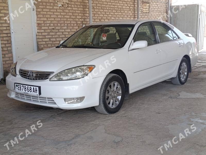 Toyota Camry 2003 - 136 000 TMT - Теджен - img 3