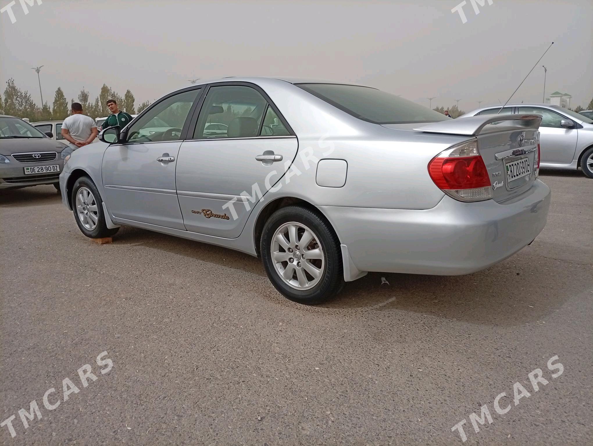 Toyota Camry 2004 - 180 000 TMT - Дашогуз - img 2