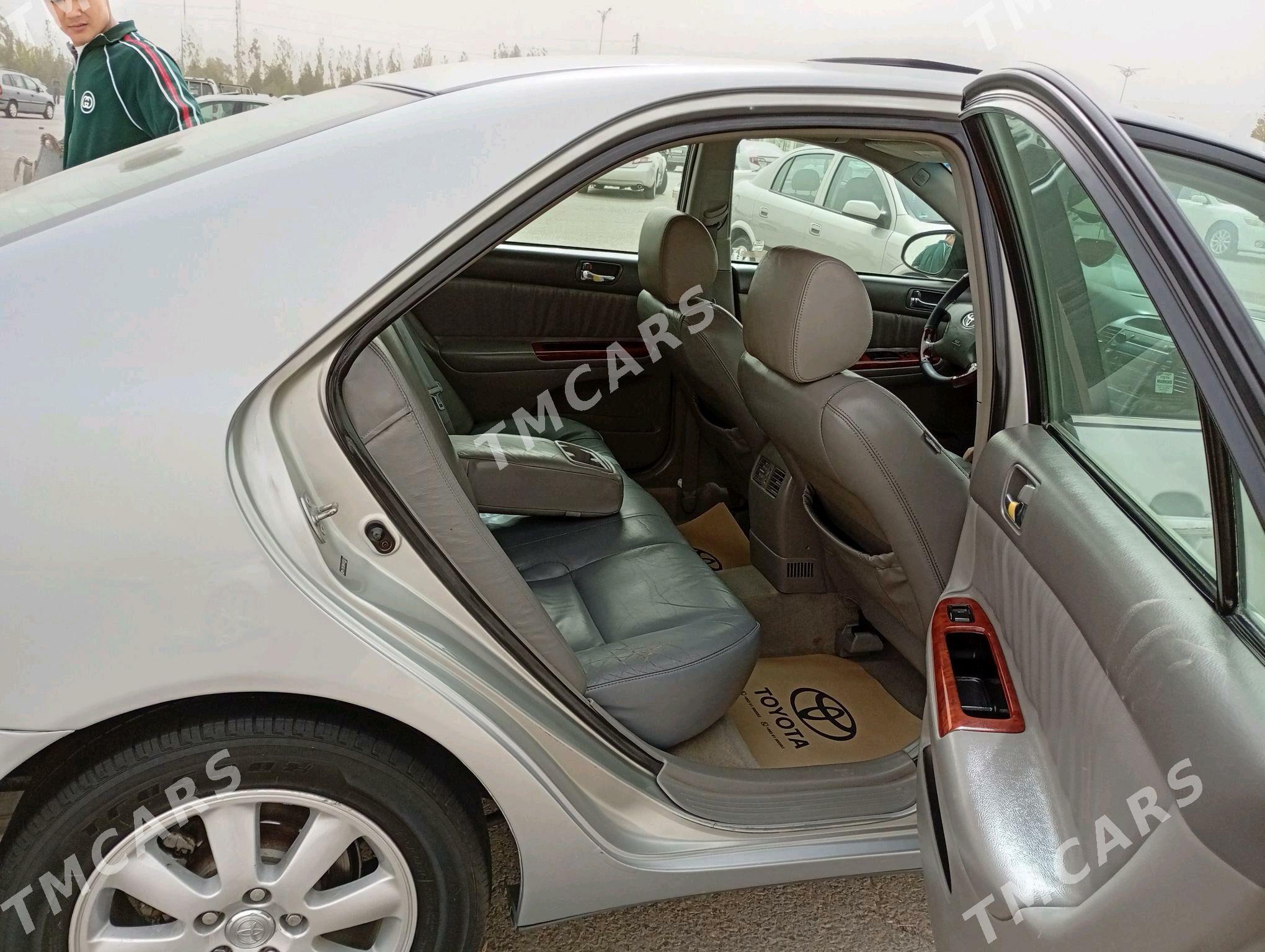 Toyota Camry 2004 - 180 000 TMT - Дашогуз - img 3