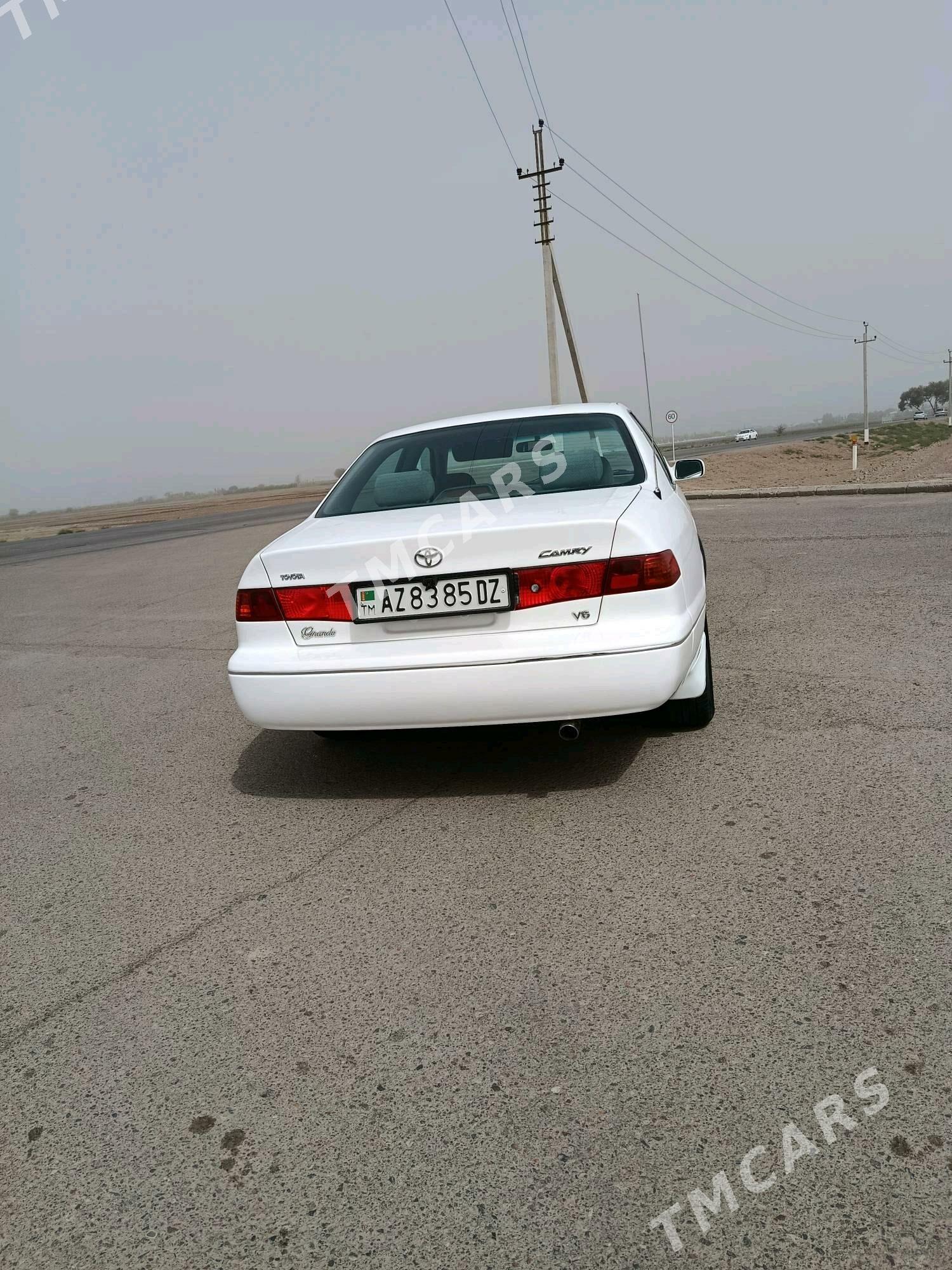 Toyota Camry 2000 - 126 000 TMT - Акдепе - img 4