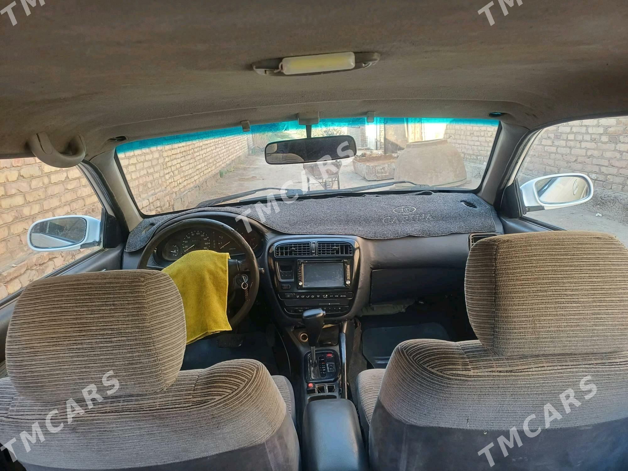 Toyota Carina 1993 - 55 000 TMT - Сакар - img 7