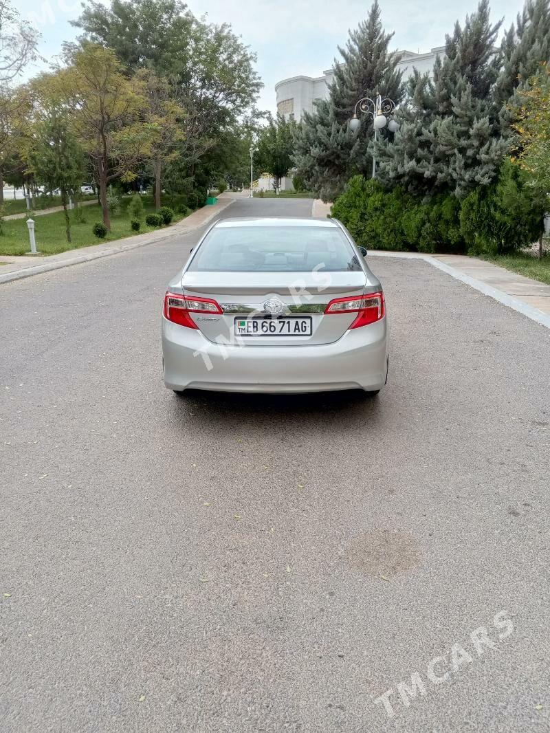 Toyota Camry 2013 - 227 000 TMT - Parahat 8 - img 4