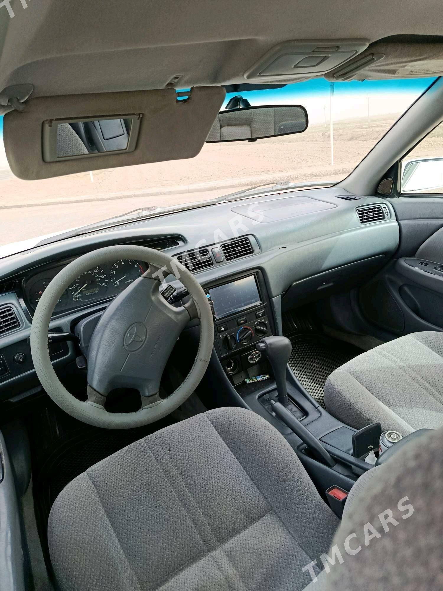 Toyota Camry 2000 - 126 000 TMT - Акдепе - img 7