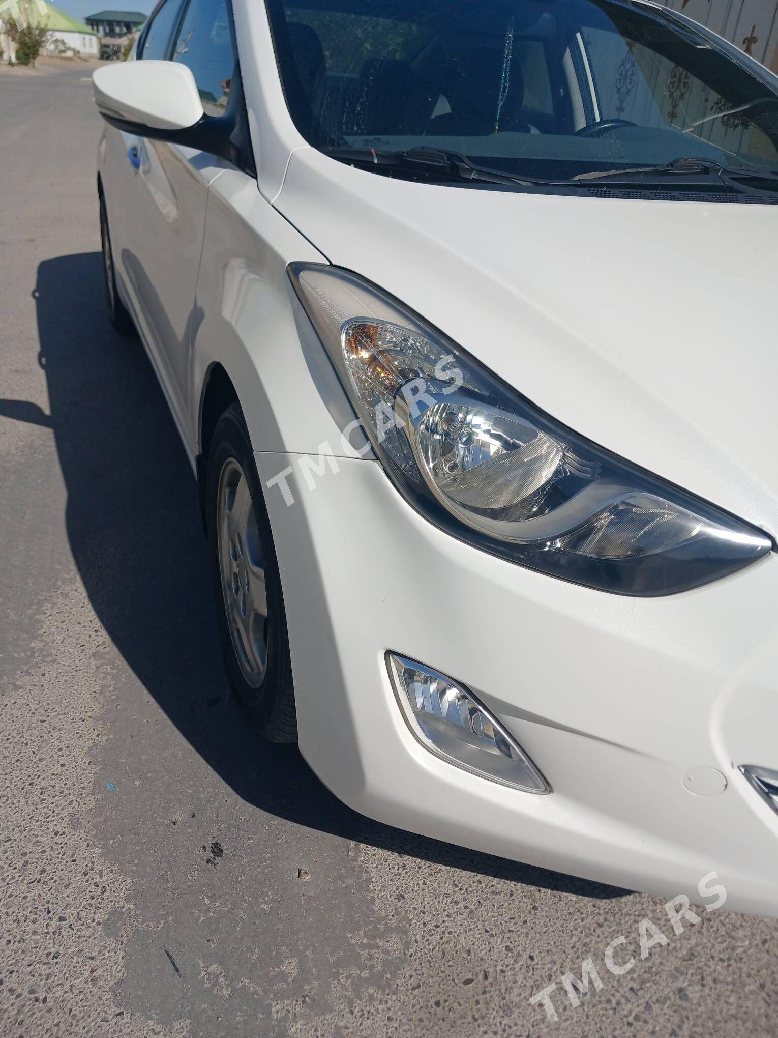 Hyundai Elantra 2013 - 160 000 TMT - Aşgabat - img 5